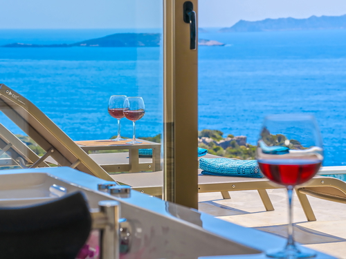  gece  -  Kasım
  | Kaş Yeniköy’de Deniz Manzaralı, Jakuzili Balayı ve Aile Villası – 4 Kişilik Tatil İçin İdeal Seçim